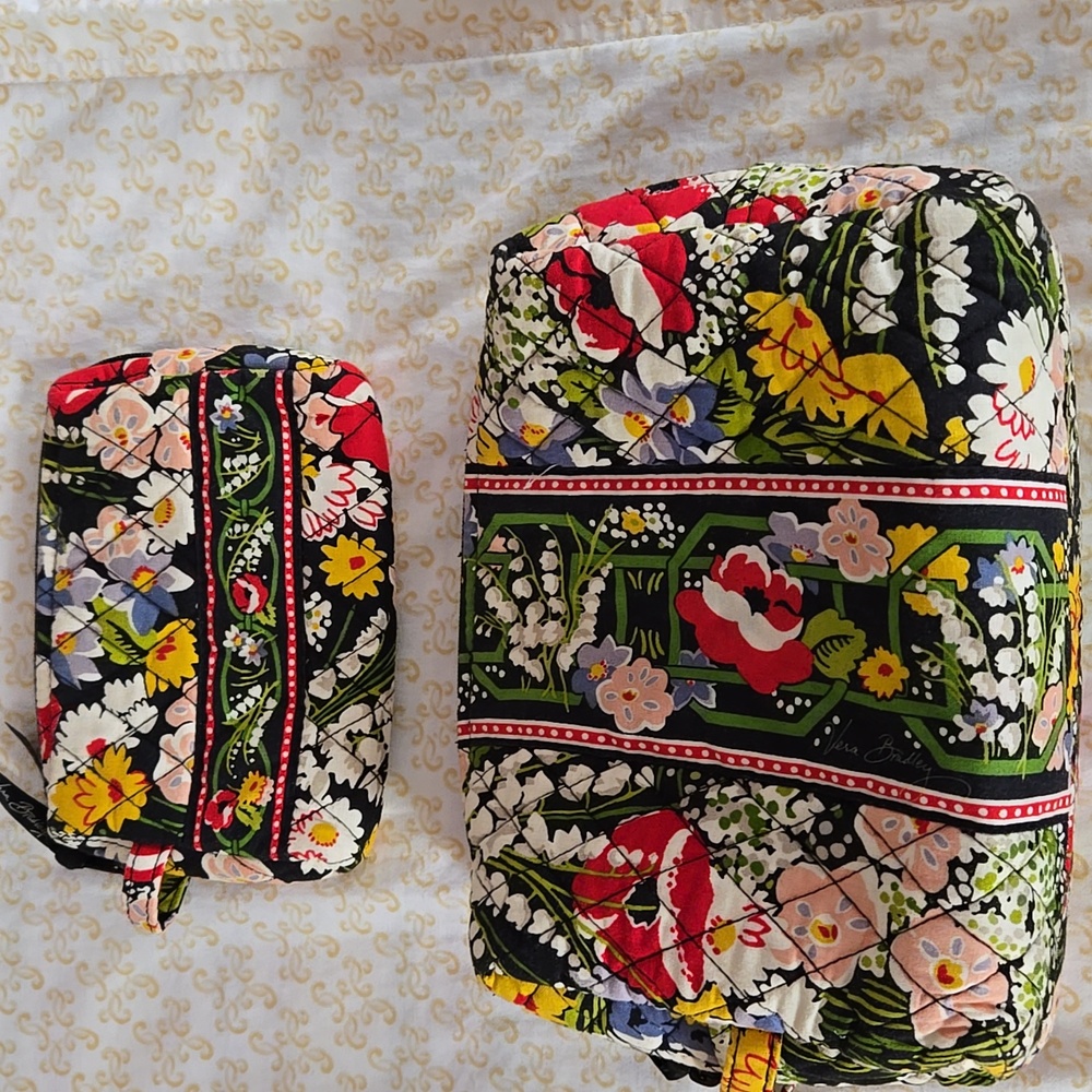 Vera Bradley Cosmetic Bags, Two different sizes, lined inside, Euc